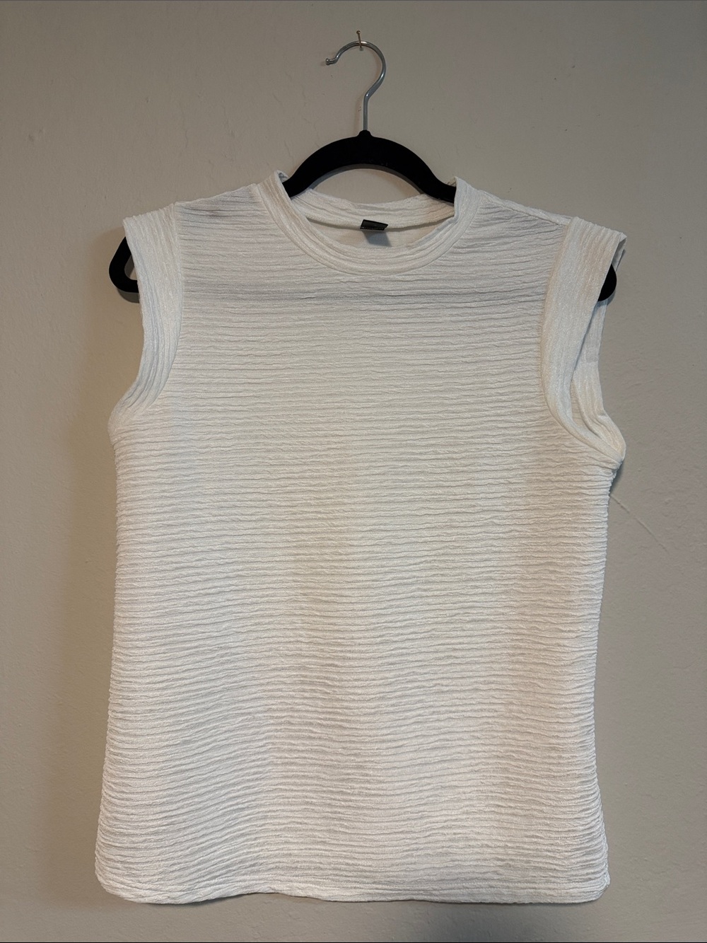 SHEIN White Textured Sleeveless Tank